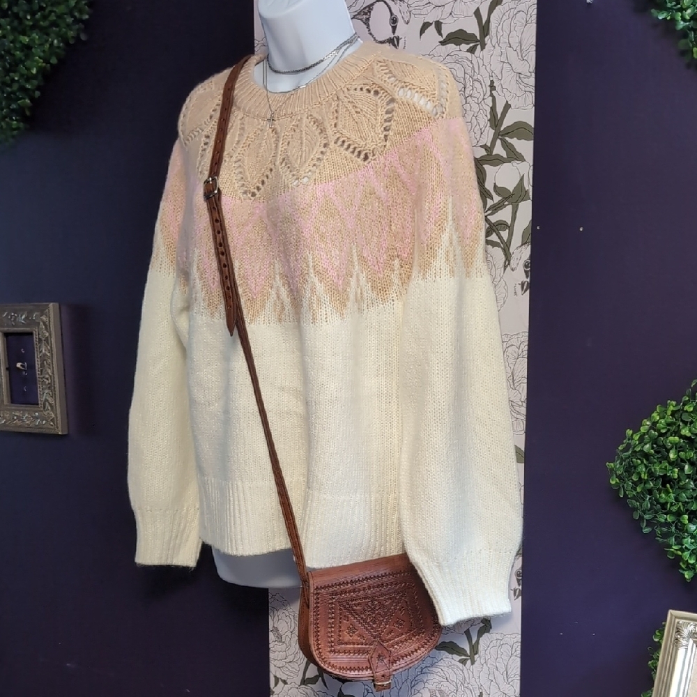Crown & Ivy Cream and Pink Knit Sweater